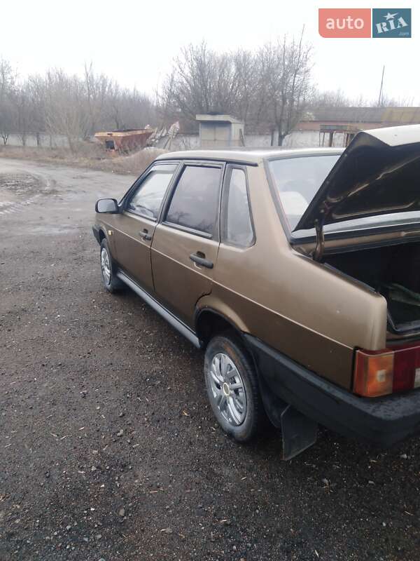 Седан ВАЗ / Lada 21099 2000 в Чуднові