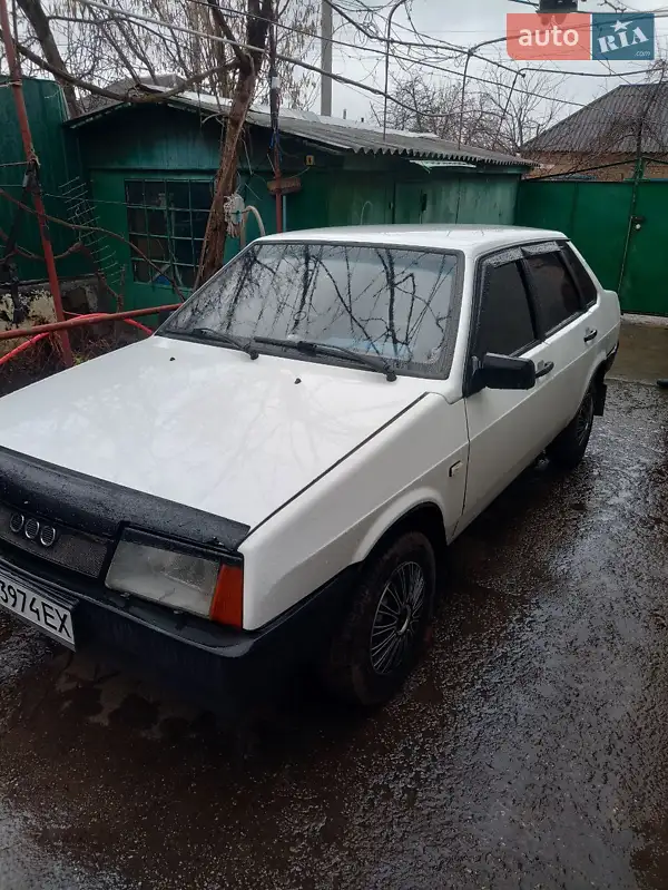 ВАЗ / Lada 21099