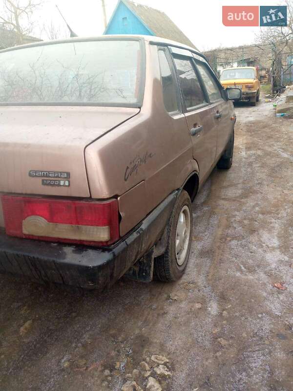 Седан ВАЗ / Lada 21099 1995 в Веселинове