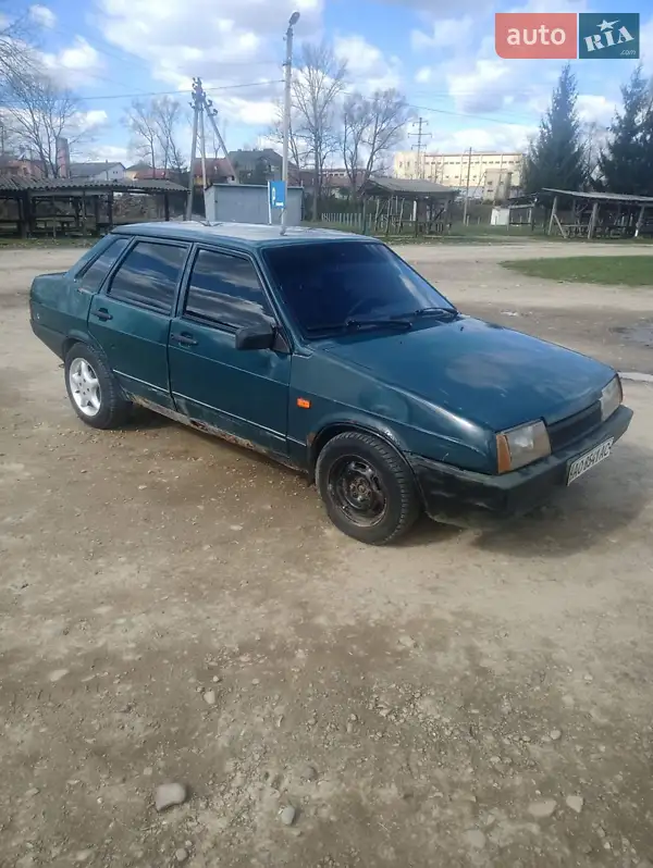 ВАЗ / Lada 21099
