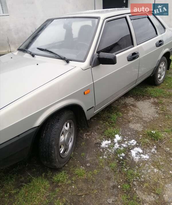 Седан ВАЗ / Lada 21099 2006 в Березане