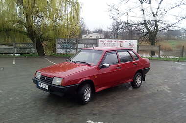 Седан ВАЗ / Lada 21099 1993 в Апостолово