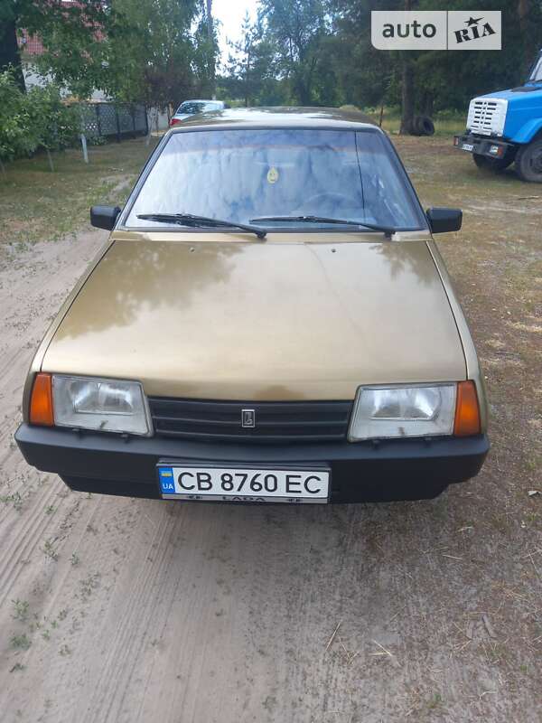 Седан ВАЗ / Lada 21099 1999 в Борисполе