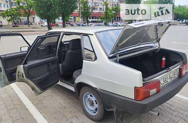 Седан ВАЗ / Lada 21099 2000 в Одессе