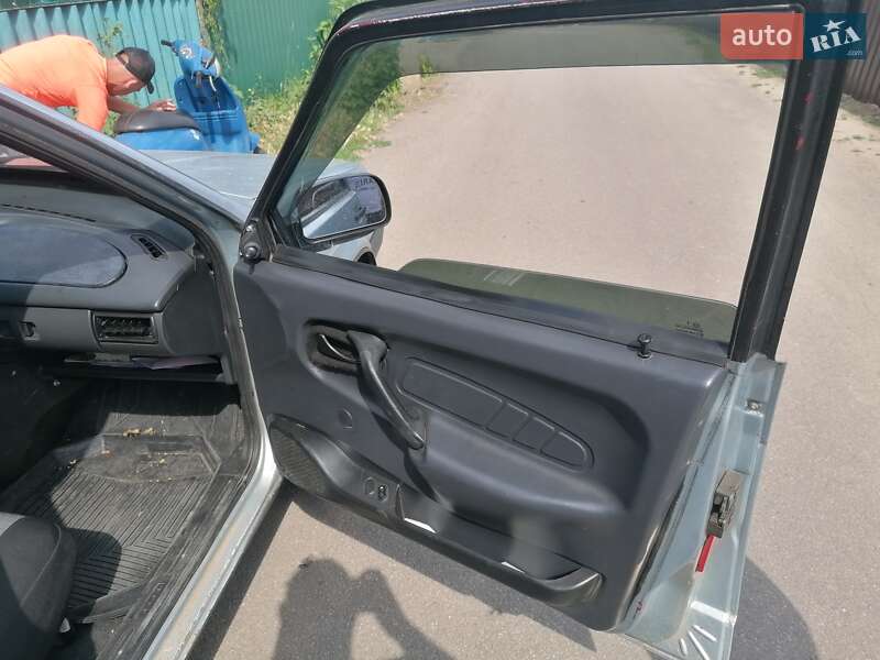 Седан ВАЗ / Lada 21099 2001 в Покрові