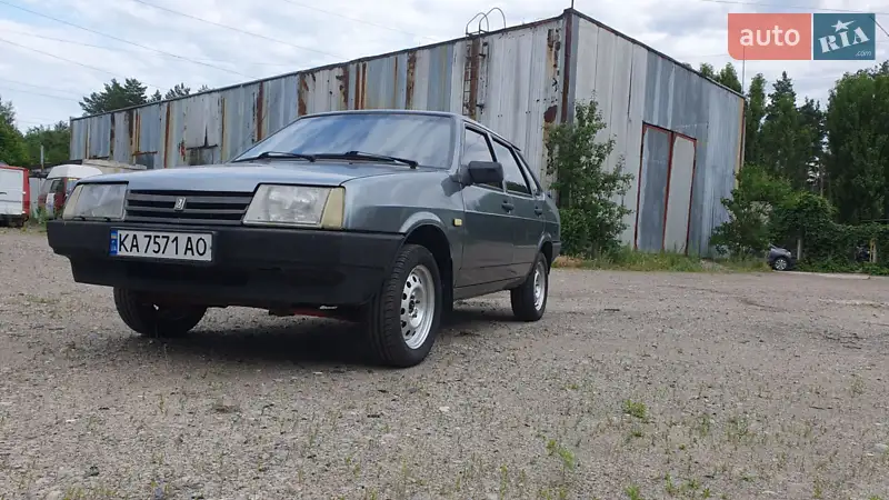 ВАЗ / Lada 21099