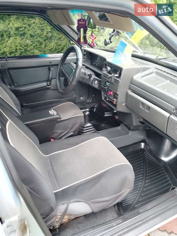 Седан ВАЗ / Lada 21099 2000 в Сокале