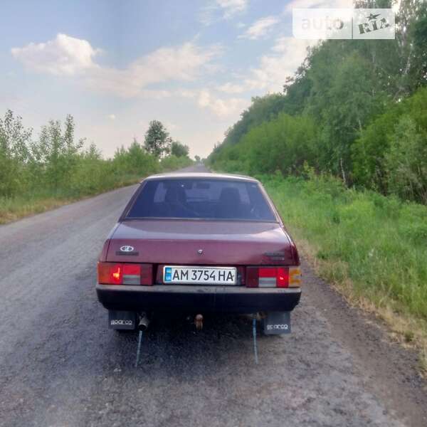 Седан ВАЗ / Lada 21099 1994 в Житомире