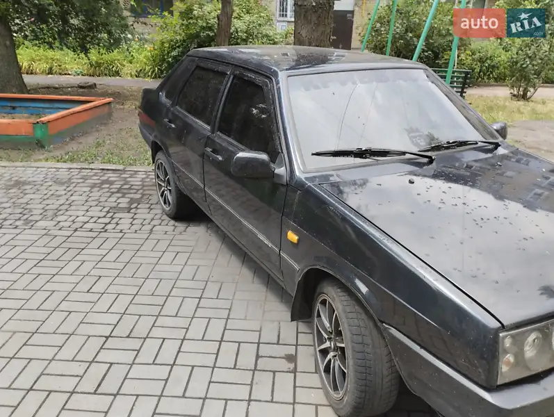 ВАЗ / Lada 21099