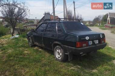 Седан ВАЗ / Lada 21099 2002 в Запорожье