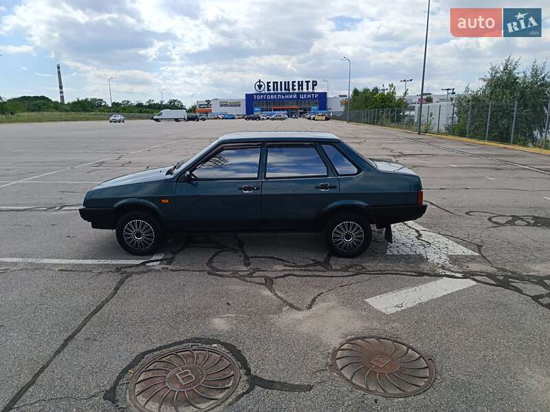 ВАЗ / Lada 21099 2005