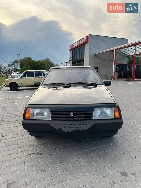 Седан ВАЗ / Lada 21099 2009 в Хмельницком фото 3 Седан ВАЗ / Lada 21099 2009 в Хмельницком
