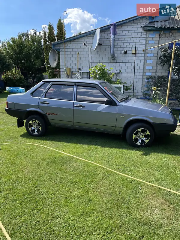 ВАЗ / Lada 21099
