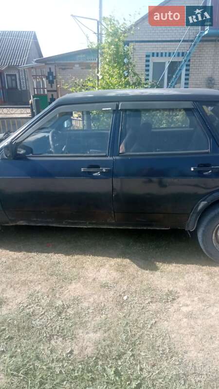 Седан ВАЗ / Lada 21099 1995 в Волочиську