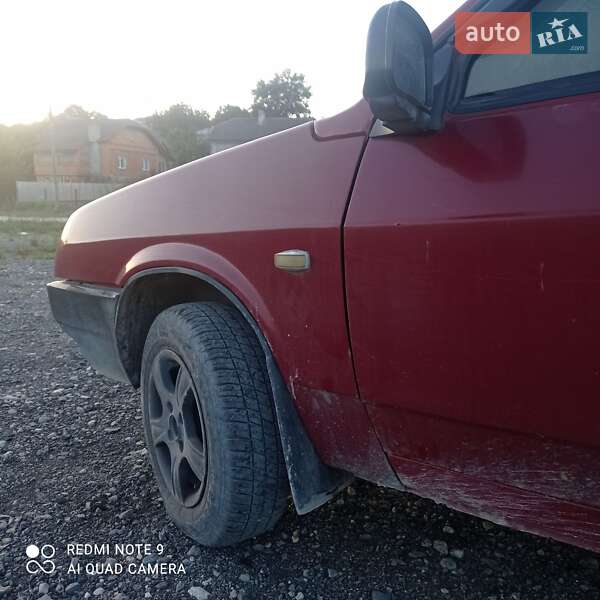 Седан ВАЗ / Lada 21099 1992 в Збаражі
