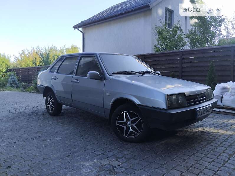 Седан ВАЗ / Lada 21099 1998 в Харкові