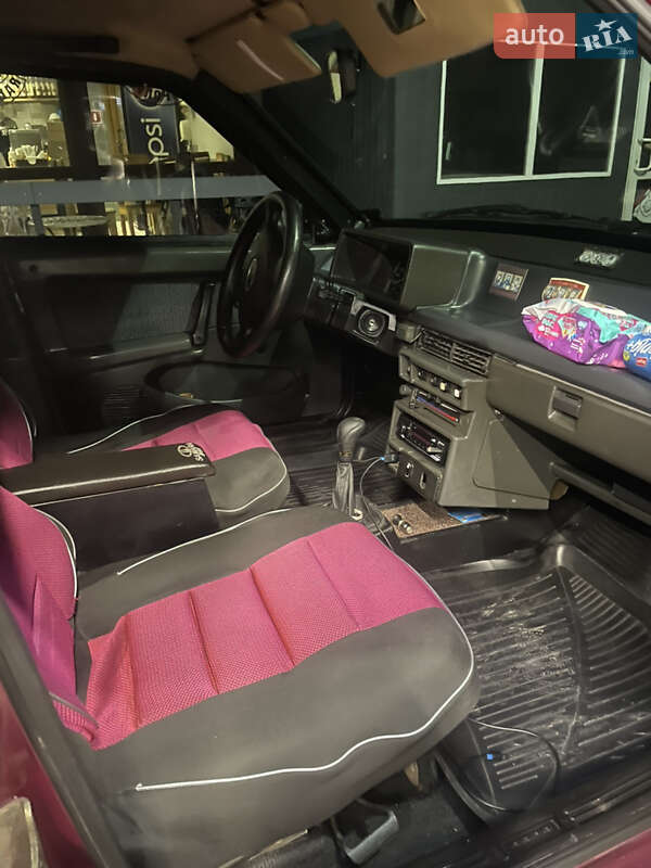 Седан ВАЗ / Lada 21099 1997 в Кривом Роге