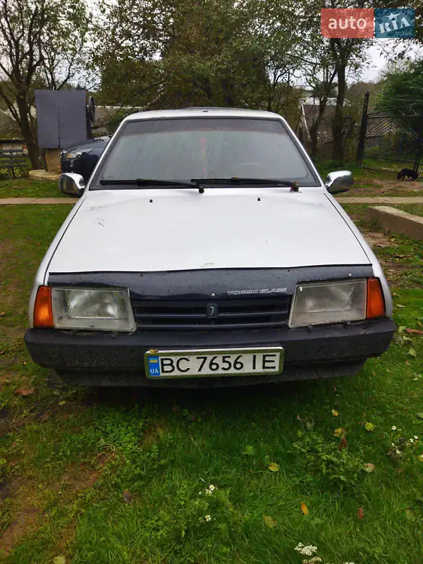 ВАЗ / Lada 21099