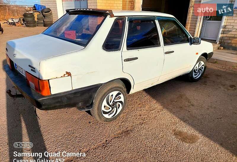 Седан ВАЗ / Lada 21099 1997 в Веселиновому