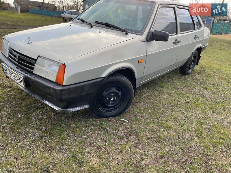 Седан ВАЗ / Lada 21099 2006 в Веселинове