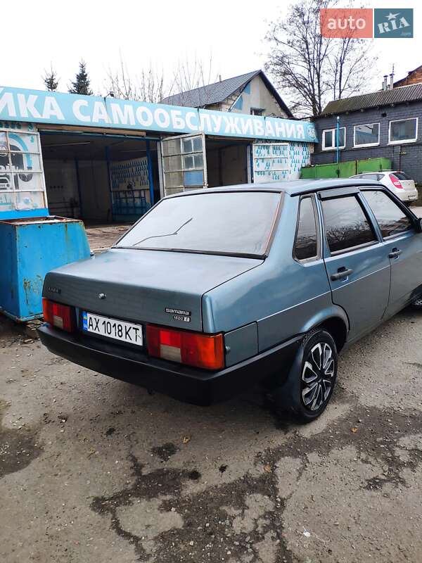 Седан ВАЗ / Lada 21099 2001 в Харькове