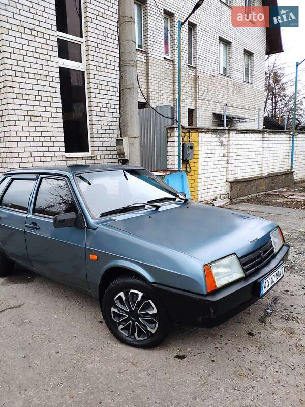 Седан ВАЗ / Lada 21099 2001 в Харькове