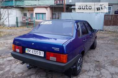 Седан ВАЗ / Lada 21099 2004 в Одессе