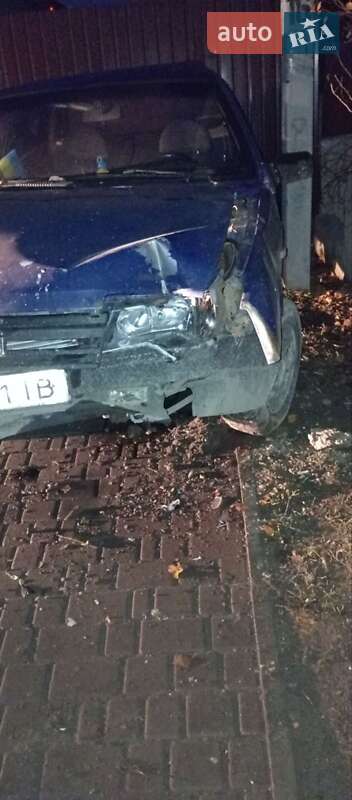 Седан ВАЗ / Lada 21099 1998 в Измаиле