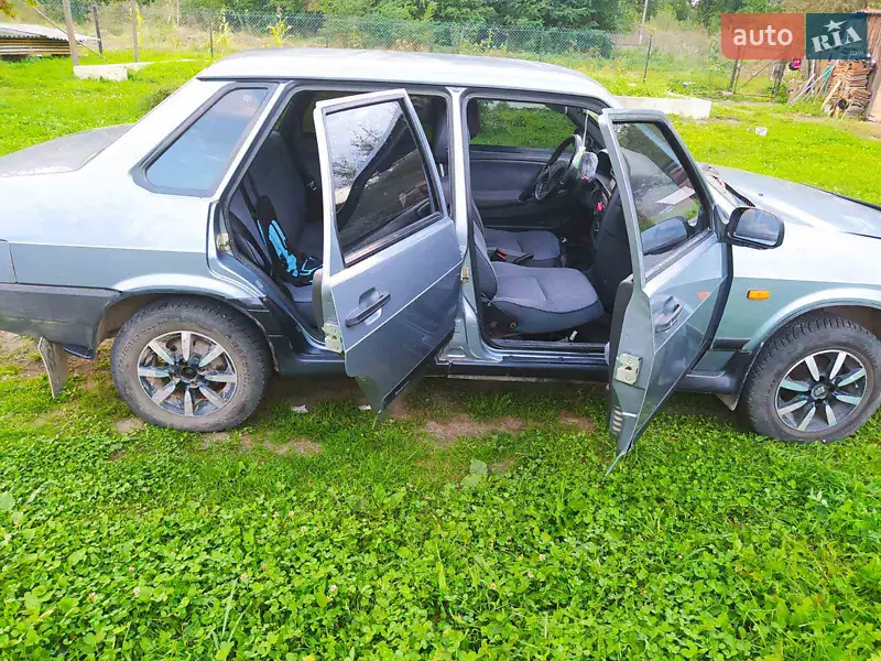 ВАЗ / Lada 21099