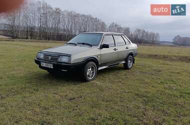 Седан ВАЗ / Lada 21099 2004 в Белой Церкви