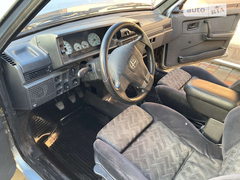 Седан ВАЗ / Lada 21099 2004 в Мироновке