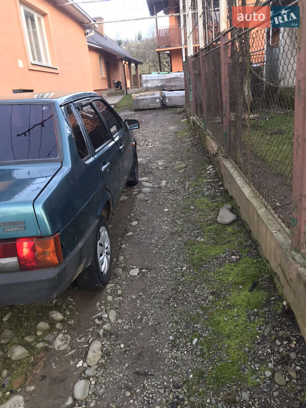 Седан ВАЗ / Lada 21099 2001 в Сваляві