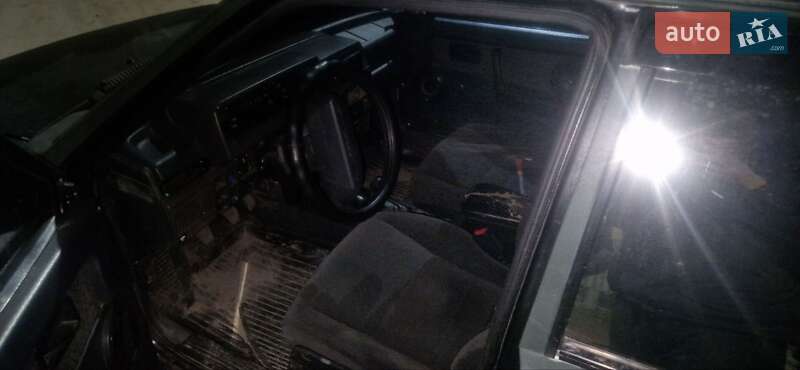 Седан ВАЗ / Lada 21099 2005 в Днепре