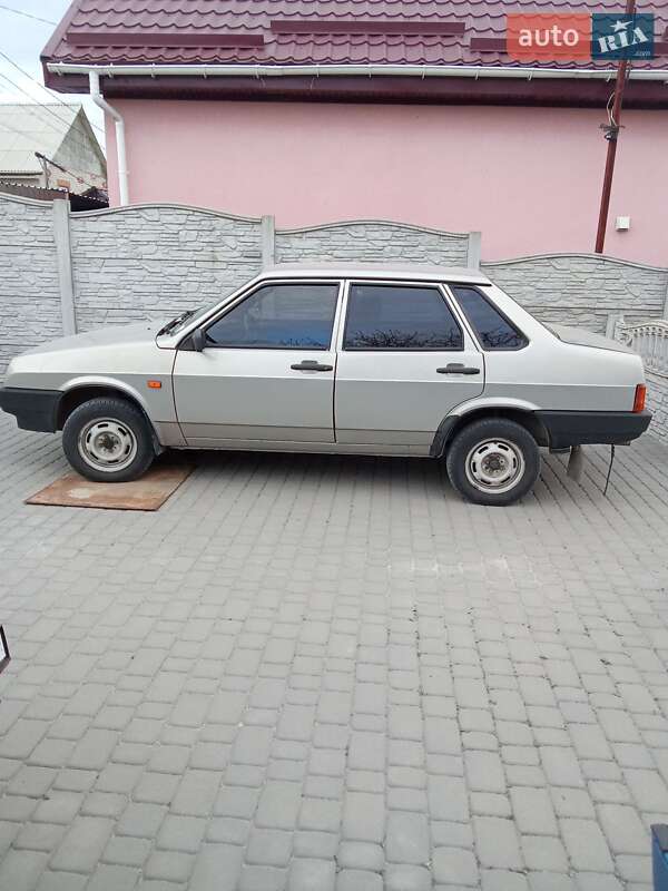 Седан ВАЗ / Lada 21099 2005 в Запорожье