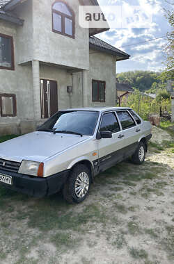 Седан ВАЗ / Lada 21099 2002 в Бориславе