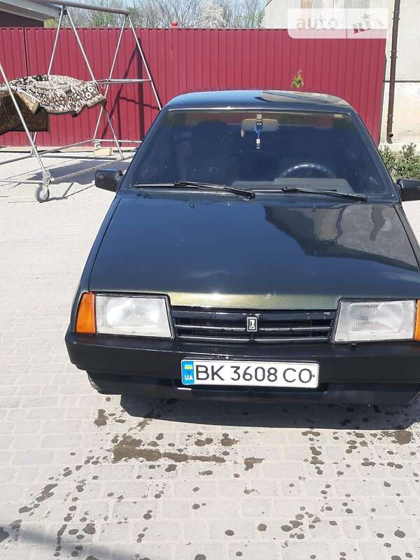 Седан ВАЗ / Lada 21099 2001 в Вінниці