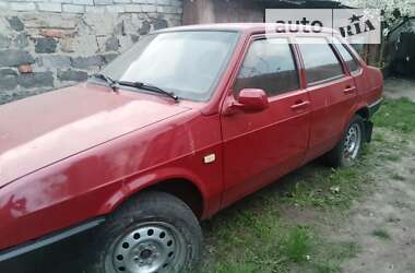 Седан ВАЗ / Lada 21099 1994 в Смеле