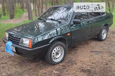 Седан ВАЗ / Lada 21099 2003 в Днепре