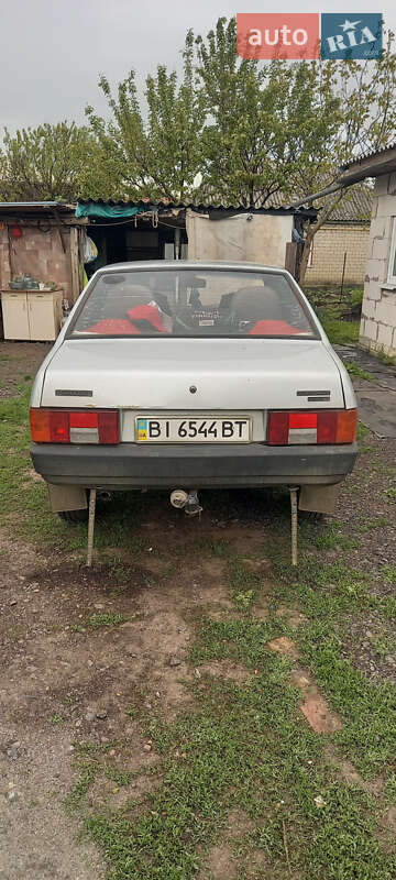 Седан ВАЗ / Lada 21099 2001 в Полтаве
