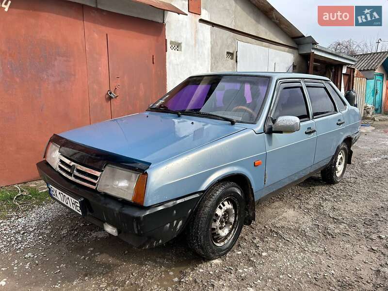 Седан ВАЗ / Lada 21099 2002 в Кам'янець-Подільському