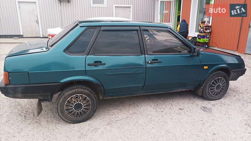 Седан ВАЗ / Lada 21099 2001 в Богуславе