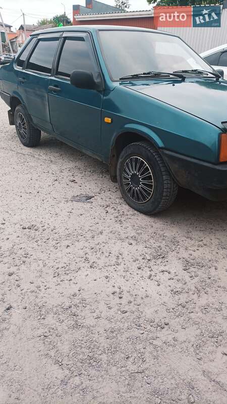 Седан ВАЗ / Lada 21099 2001 в Богуславе