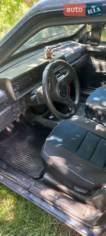 Седан ВАЗ / Lada 21099 2004 в Миколаєві