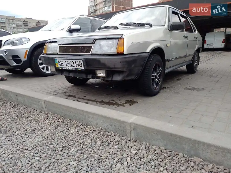 ВАЗ / Lada 21099