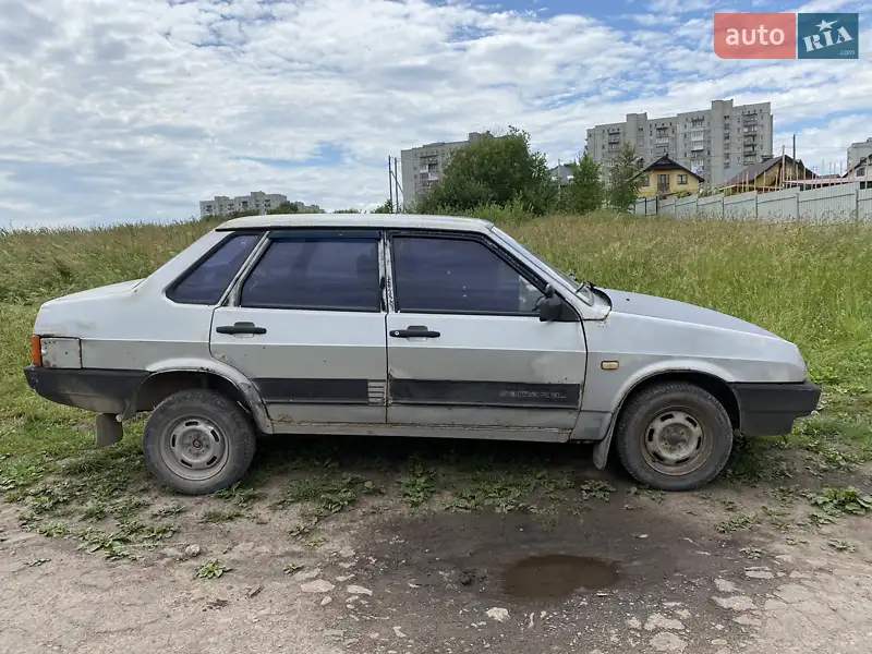 ВАЗ / Lada 21099 2001
