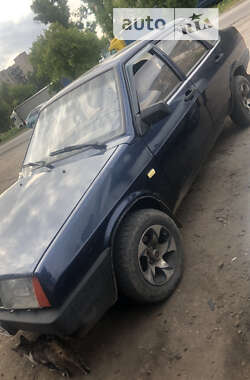 Седан ВАЗ / Lada 21099 2004 в Александрие