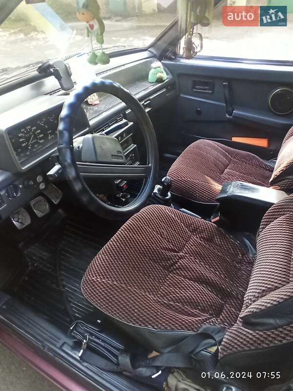 Седан ВАЗ / Lada 21099 1995 в Покровске