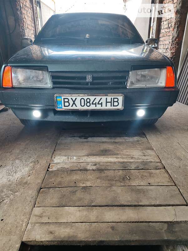 Седан ВАЗ / Lada 21099 2004 в Деражні