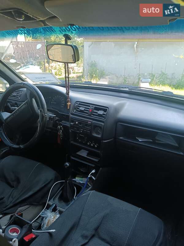 Седан ВАЗ / Lada 21099 2005 в Хусте