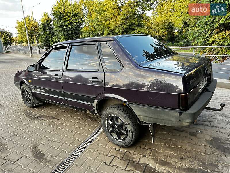 Седан ВАЗ / Lada 21099 1999 в Кривому Розі